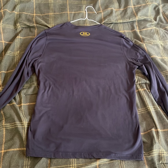 Under armor long sleeve tee - Picture 3 of 3